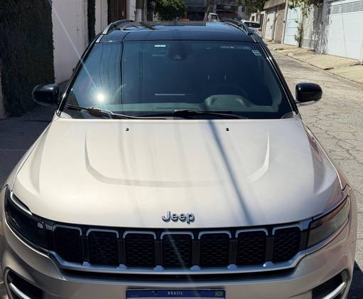 JEEP COMMANDER 1.3 T270 TURBO FLEX OVERLAND AT6 JEEP COMMANDER 1.3 T270 TURBO FLEX OVERLAND AT6